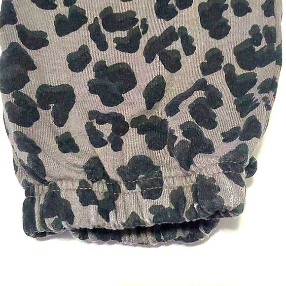 Lucky Brand Gray & Black Leopard Print Super Soft Comfy Lounging Joggers - Picture 7 of 11
